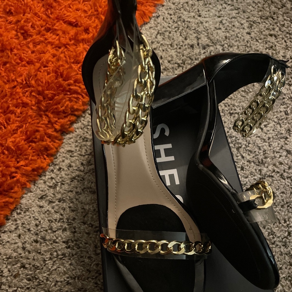 SHEIN black thick heel